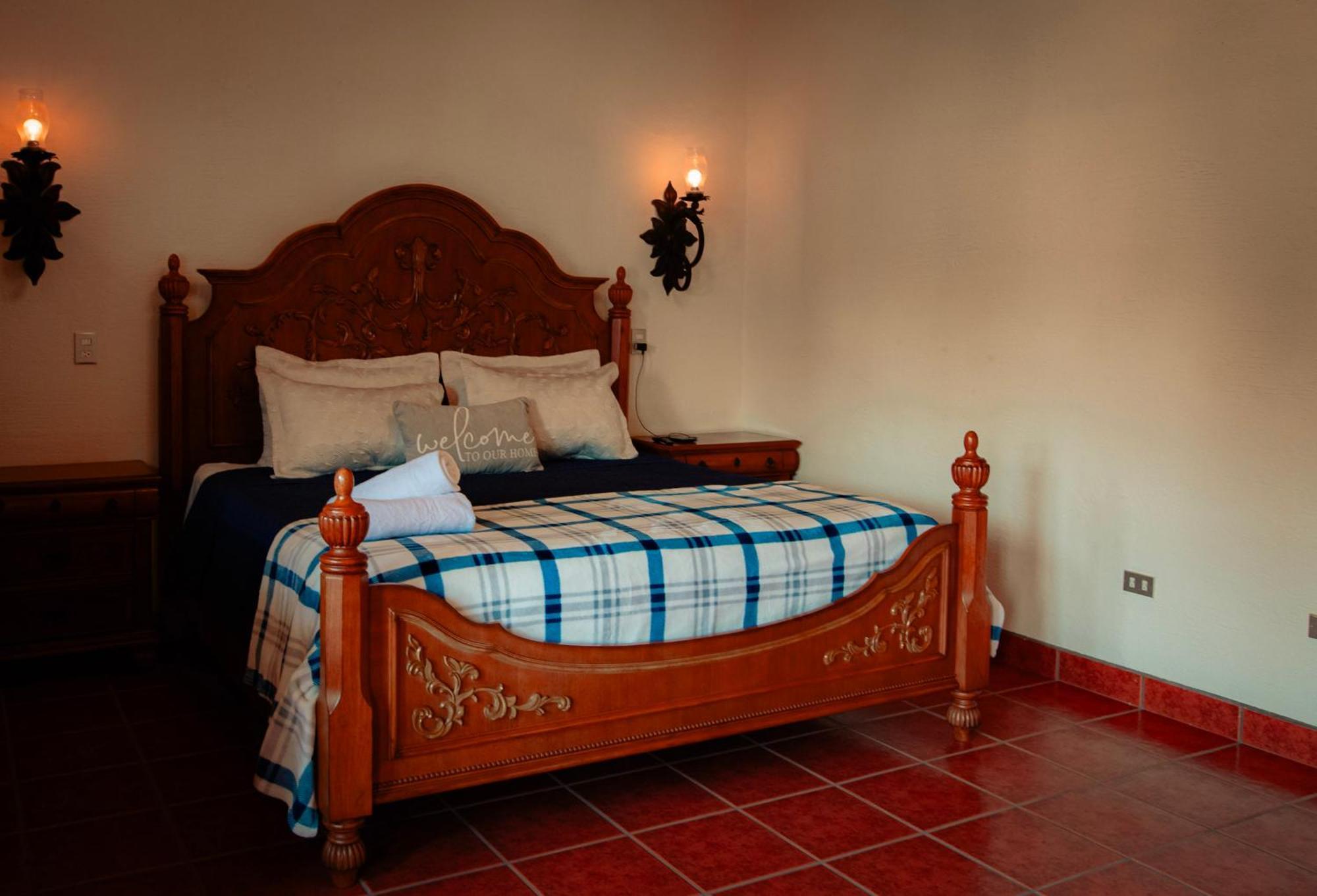 Palacio Del Conquistador San Cristóbal El Bajo 외부 사진